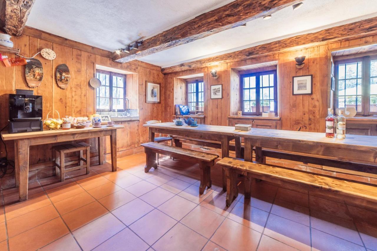 Voglia Di Veglia Hotel Varzo Luaran gambar