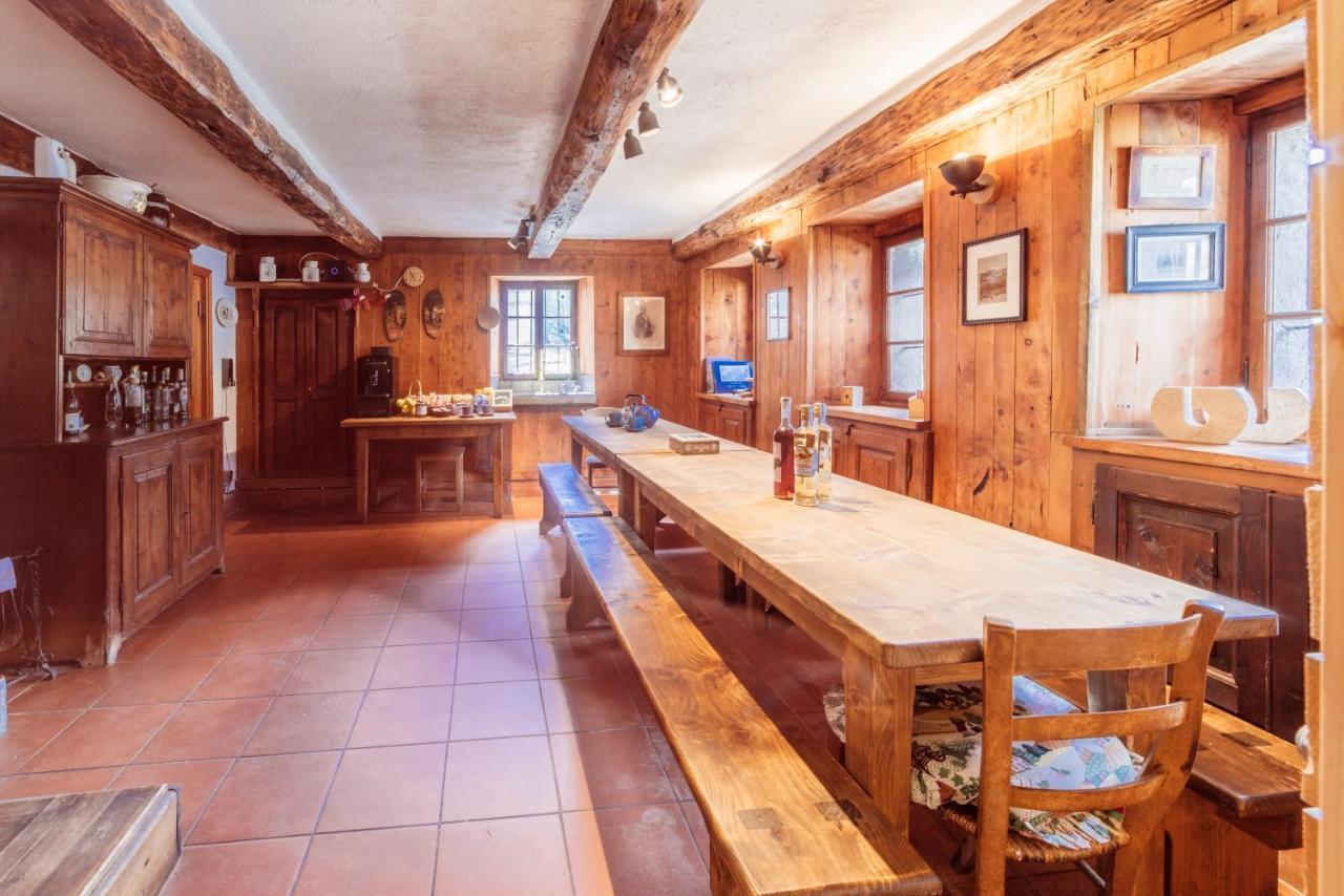 Voglia Di Veglia Hotel Varzo Luaran gambar